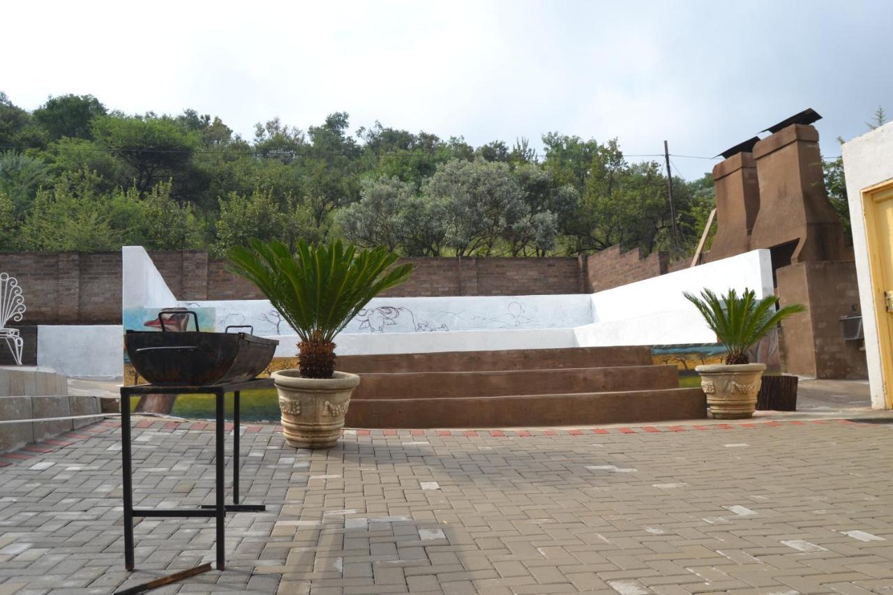 Kamogelo Guest House Pilanesberg Exterior photo