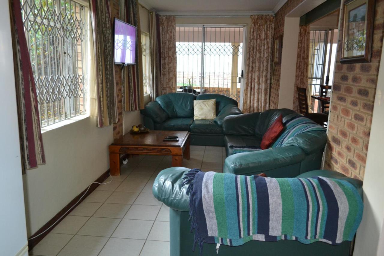 Kamogelo Guest House Pilanesberg Exterior photo