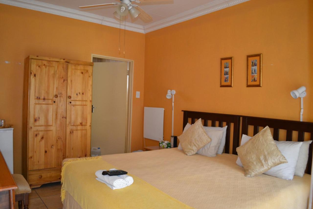 Kamogelo Guest House Pilanesberg Exterior photo