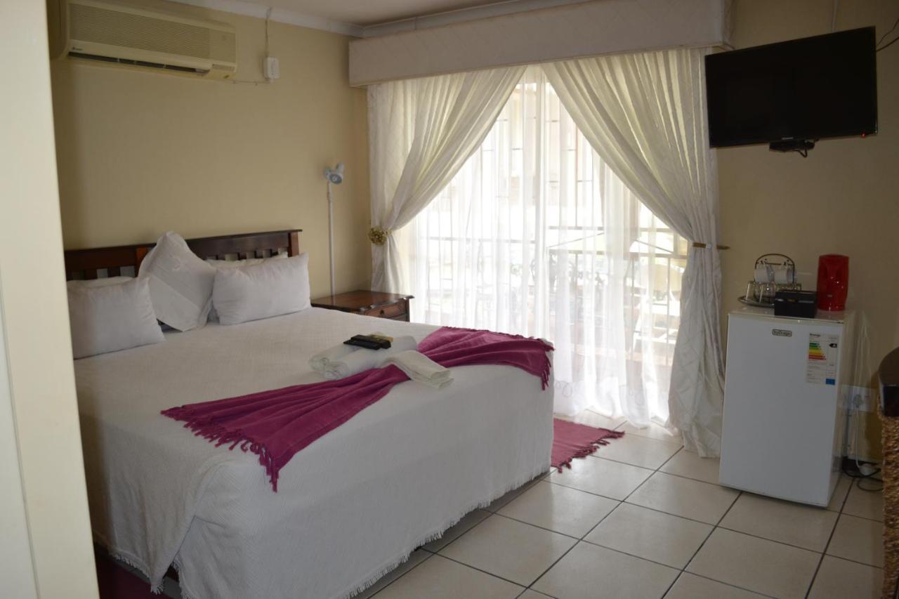 Kamogelo Guest House Pilanesberg Exterior photo