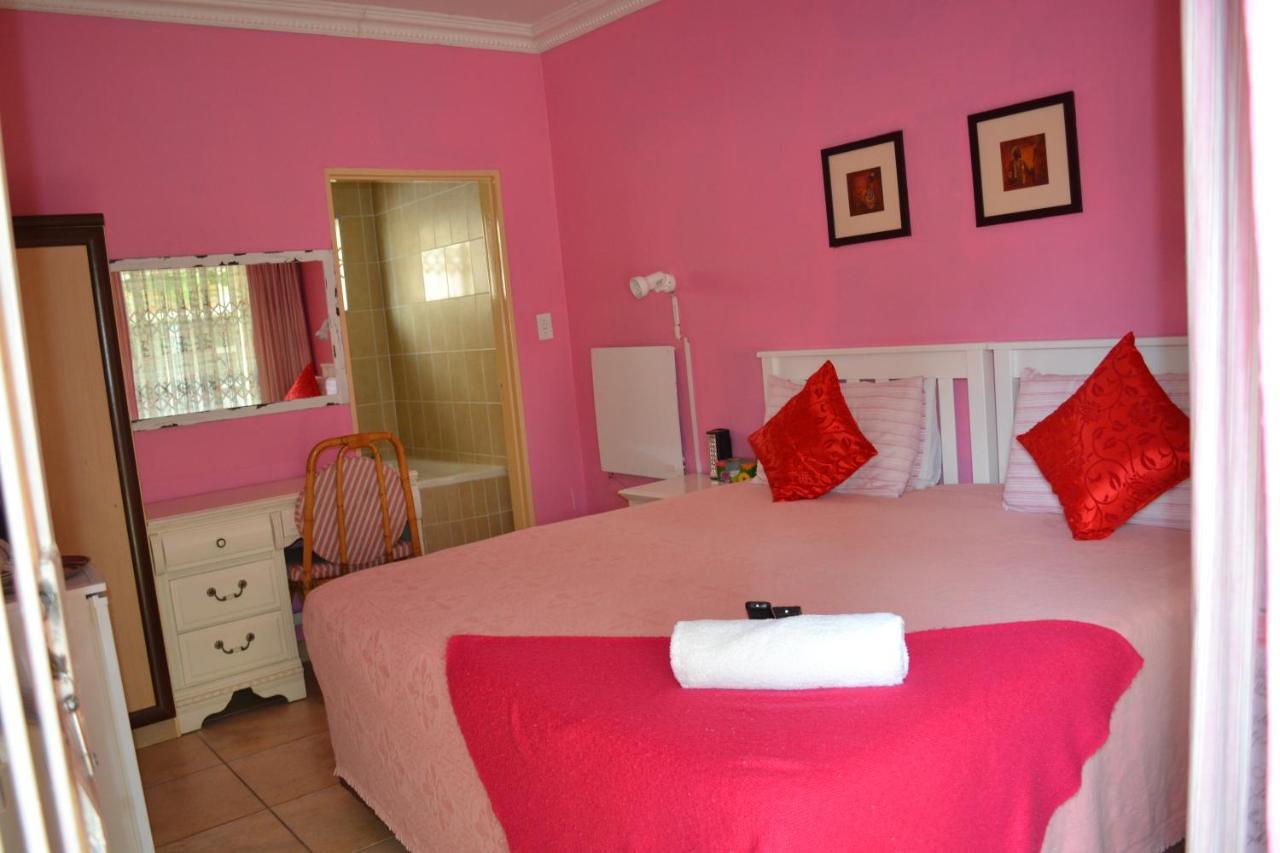Kamogelo Guest House Pilanesberg Exterior photo