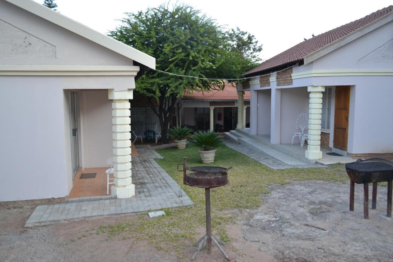 Kamogelo Guest House Pilanesberg Exterior photo