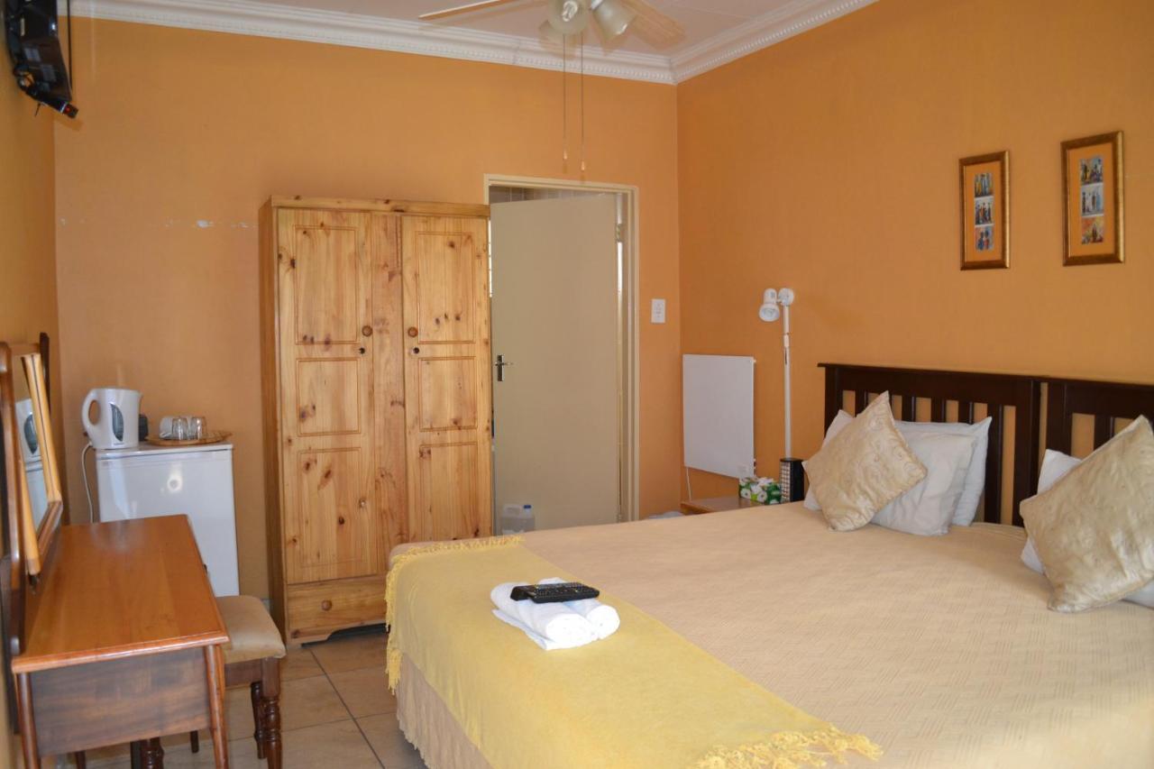 Kamogelo Guest House Pilanesberg Exterior photo